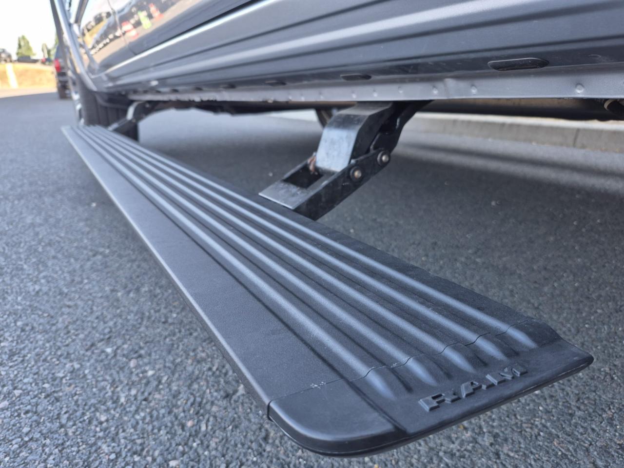 DODGE RAM 1500 CREW TUNGSTEN AIR RAMBOX HAYON MULTI