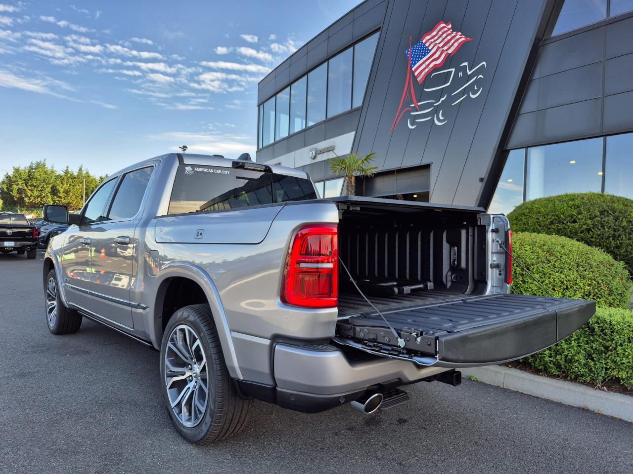 DODGE RAM 1500 CREW TUNGSTEN AIR RAMBOX HAYON MULTI