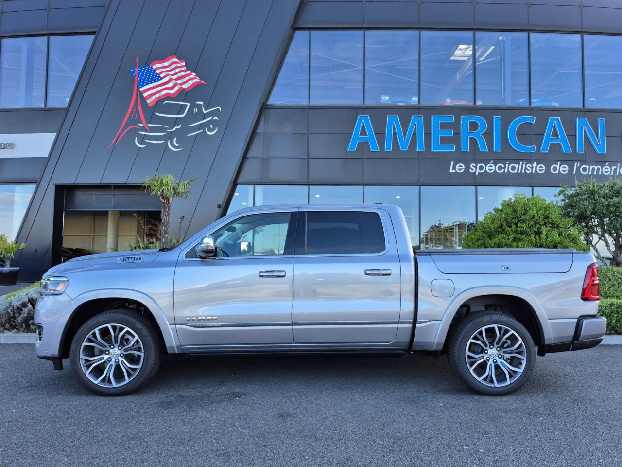 DODGE RAM 1500 CREW TUNGSTEN AIR RAMBOX HAYON MULTI