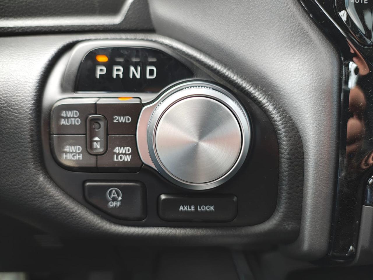DODGE RAM 1500 CREW LARAMIE SPORT AIR ETORQUE