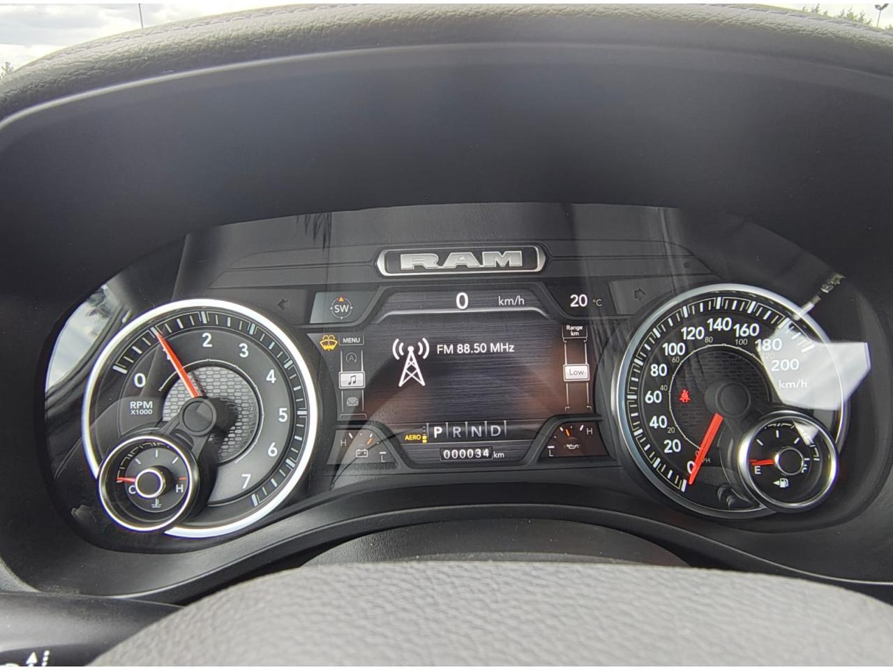 DODGE RAM 1500 CREW LARAMIE SPORT AIR ETORQUE