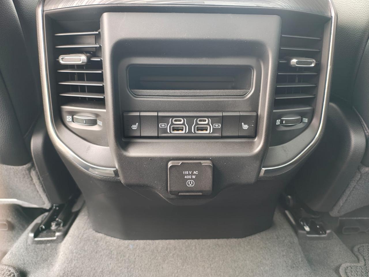DODGE RAM 1500 CREW LARAMIE SPORT AIR ETORQUE