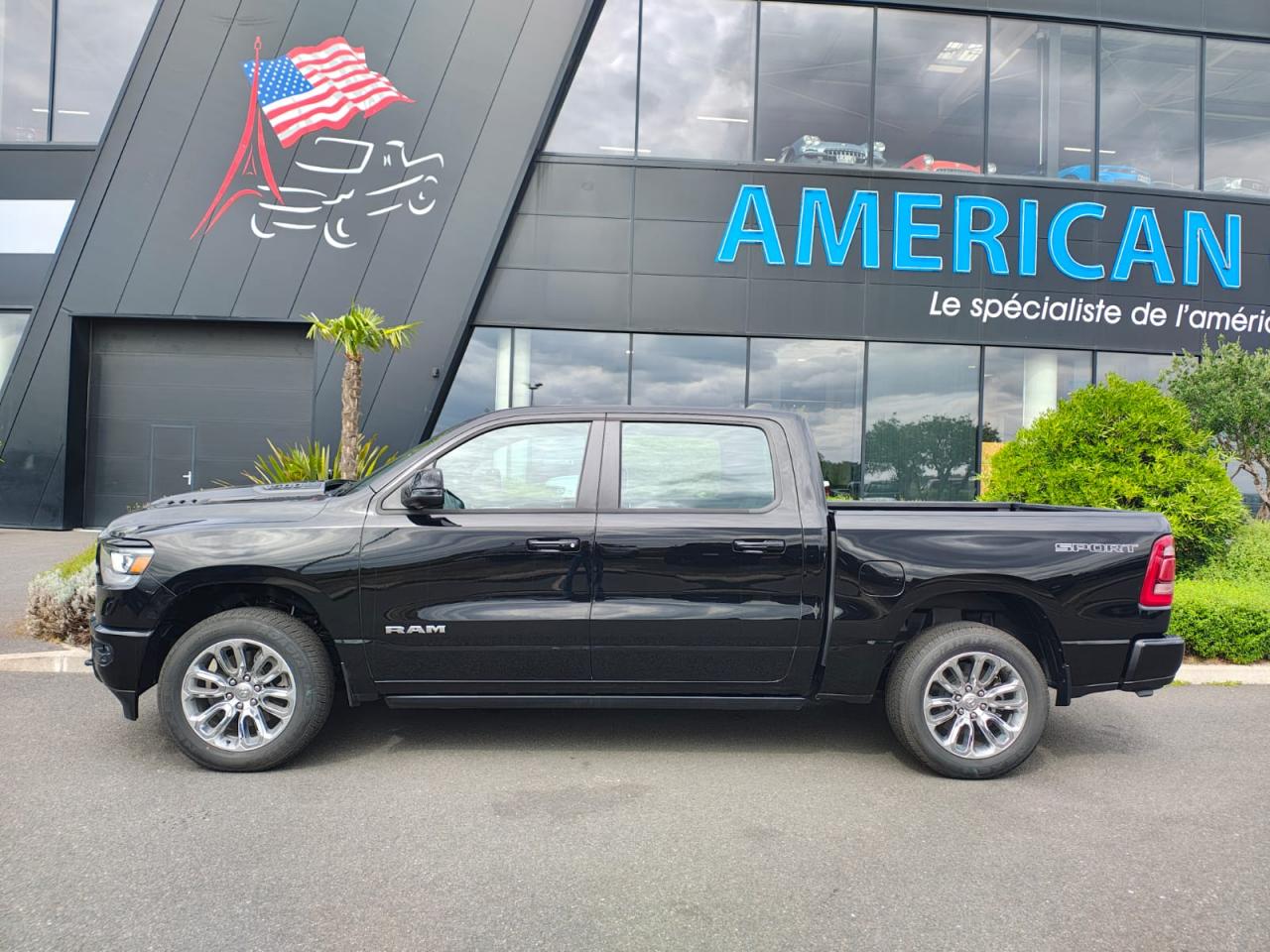DODGE RAM 1500 CREW LARAMIE SPORT AIR ETORQUE