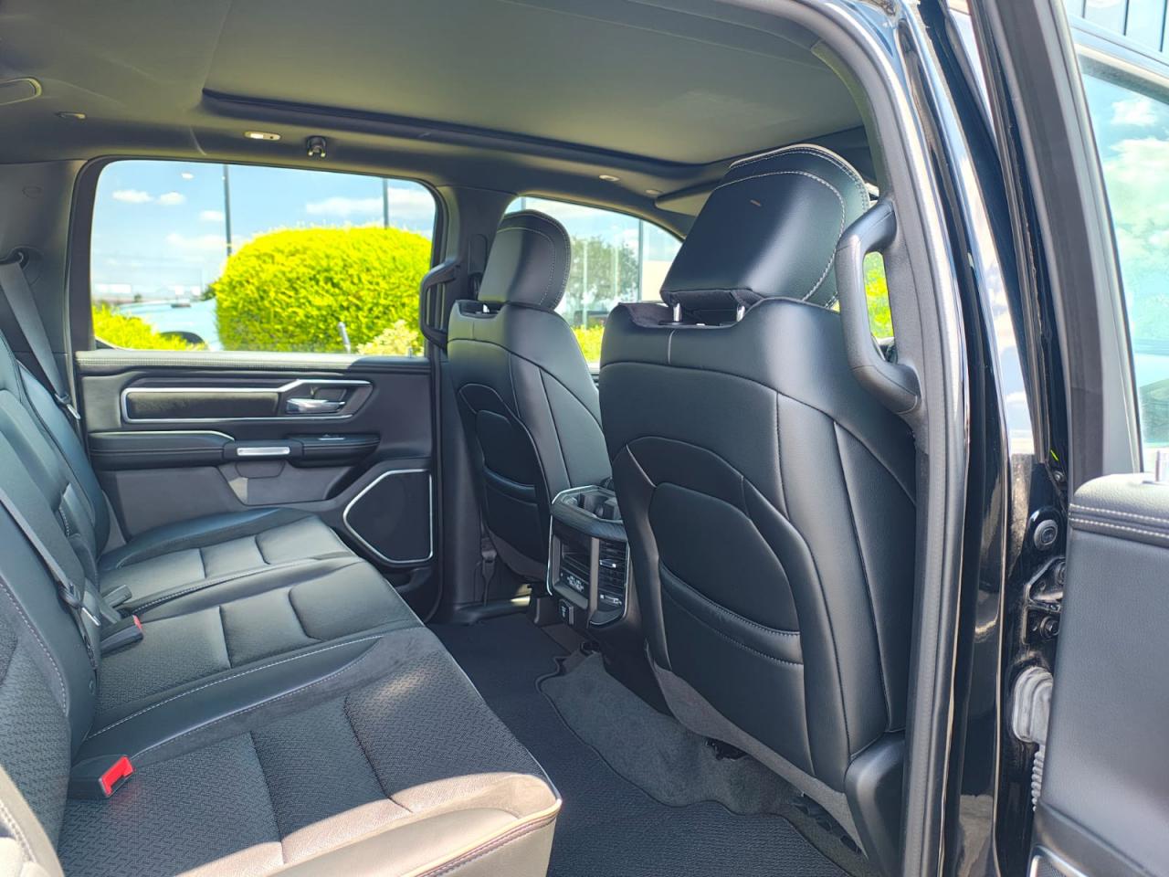 DODGE RAM 1500 CREW LARAMIE SPORT AIR ETORQUE