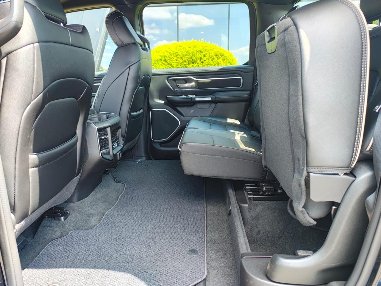 DODGE RAM 1500 CREW LARAMIE SPORT AIR ETORQUE