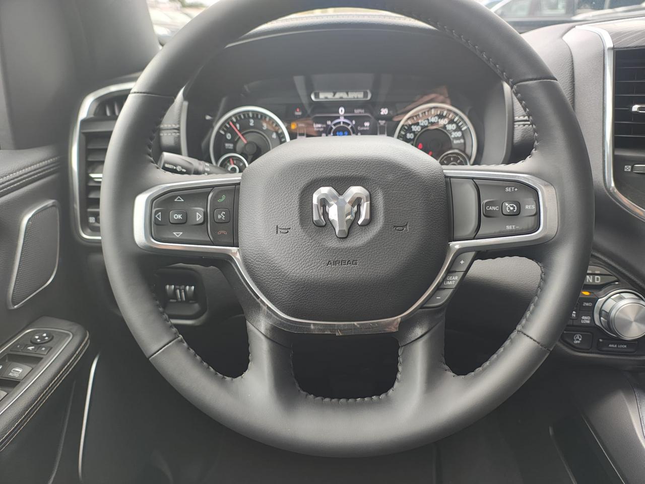 DODGE RAM 1500 CREW LARAMIE SPORT AIR ETORQUE