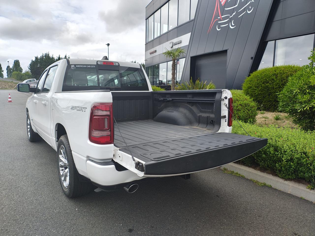 DODGE RAM 1500 CREW LARAMIE SPORT AIR ETORQUE