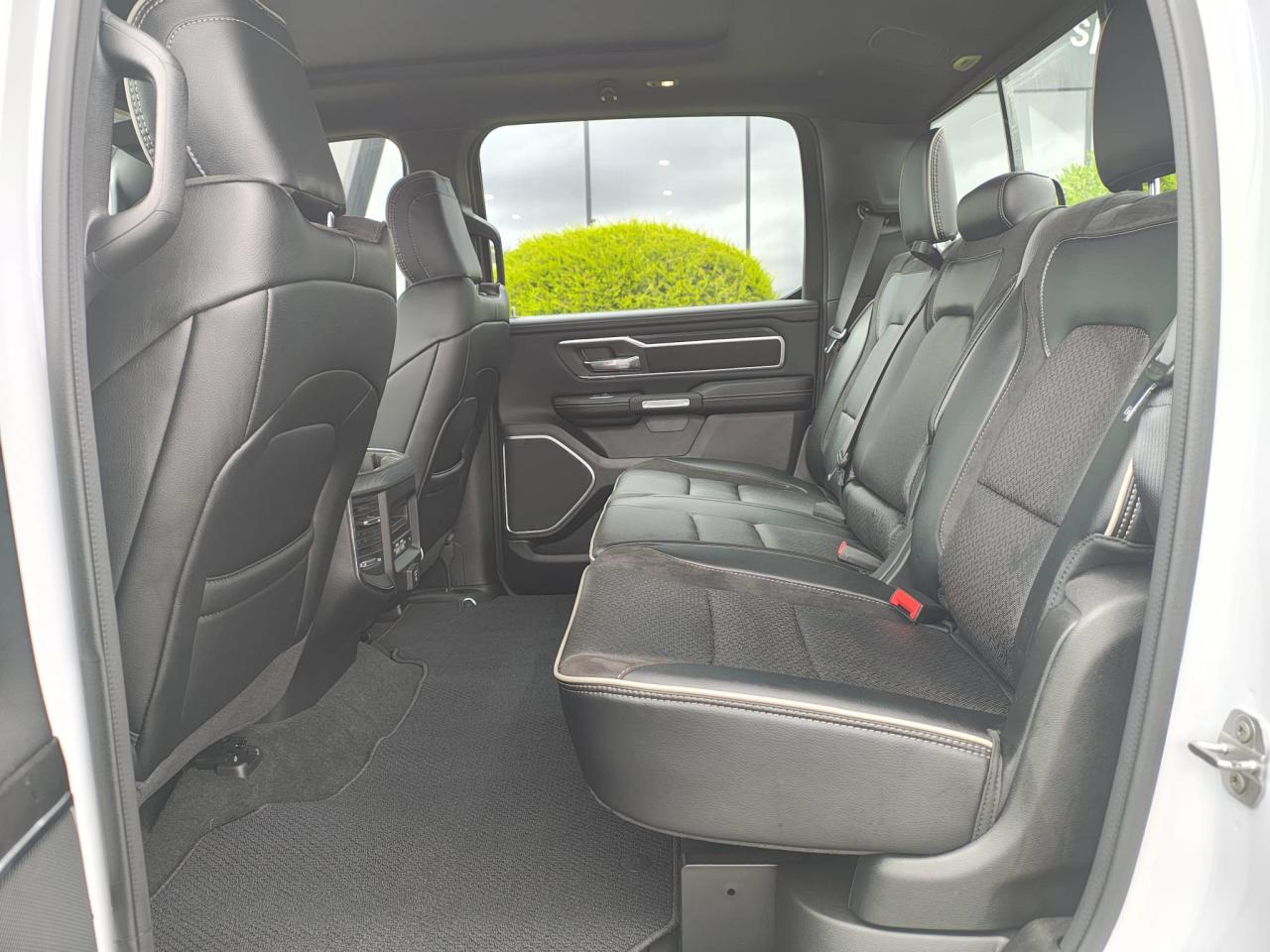 DODGE RAM 1500 CREW LARAMIE SPORT AIR ETORQUE