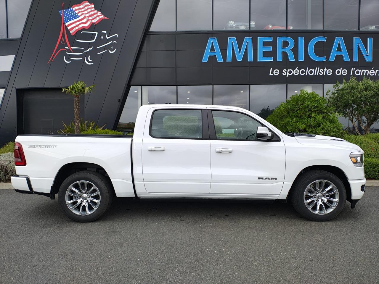 DODGE RAM 1500 CREW LARAMIE SPORT AIR ETORQUE