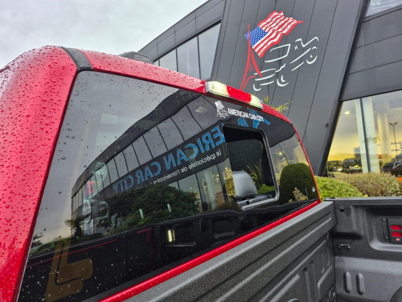 FORD F150 Supercrew LARIAT Black Package V8 5.0L