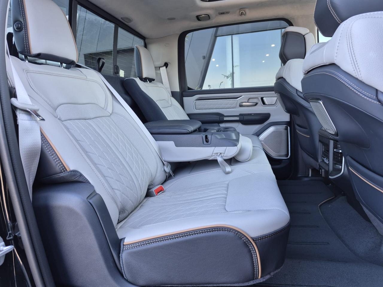 DODGE RAM 1500 CREW TUNGSTEN AIR RAMBOX HAYON MULTI