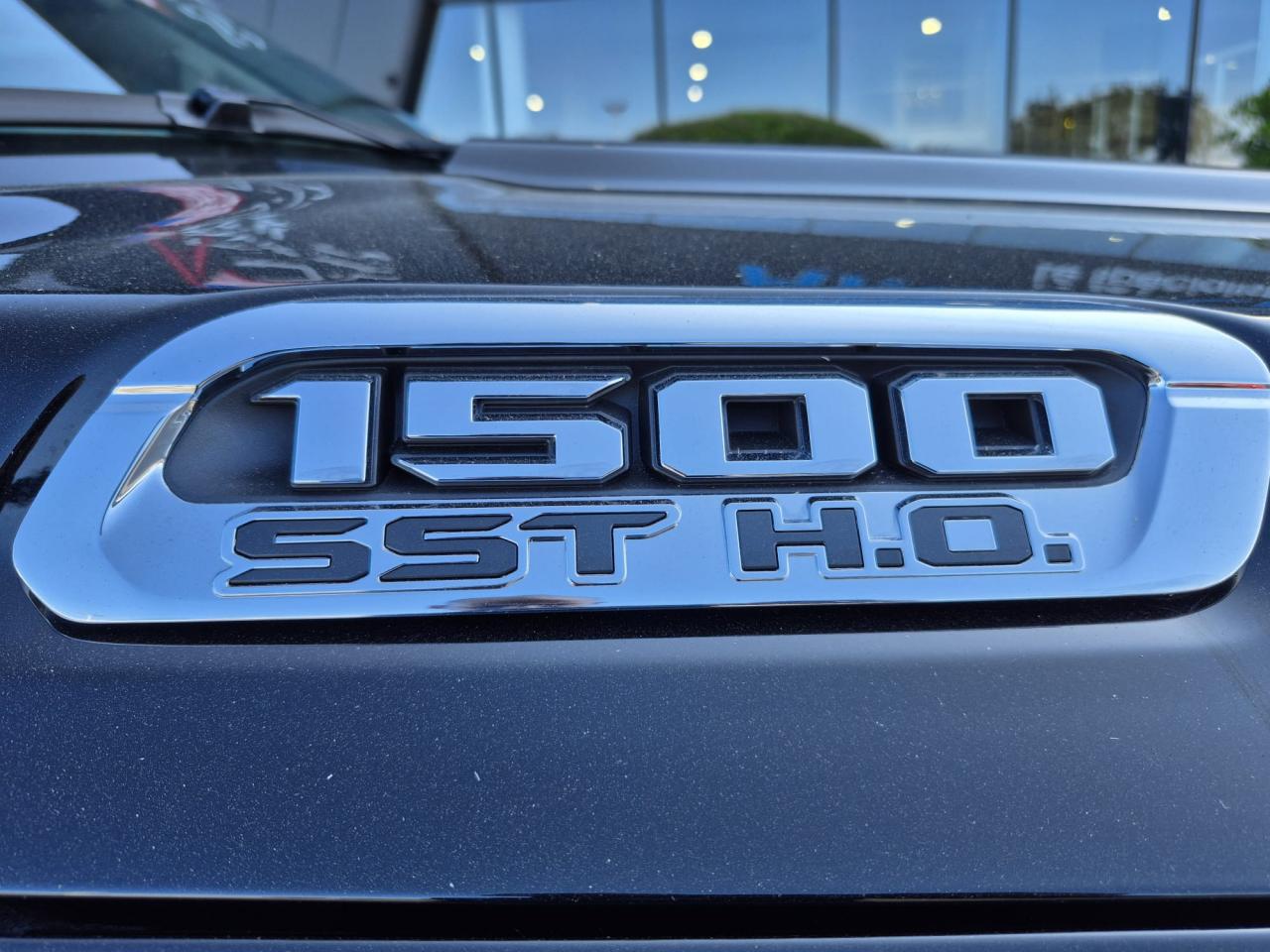 DODGE RAM 1500 CREW TUNGSTEN AIR RAMBOX HAYON MULTI