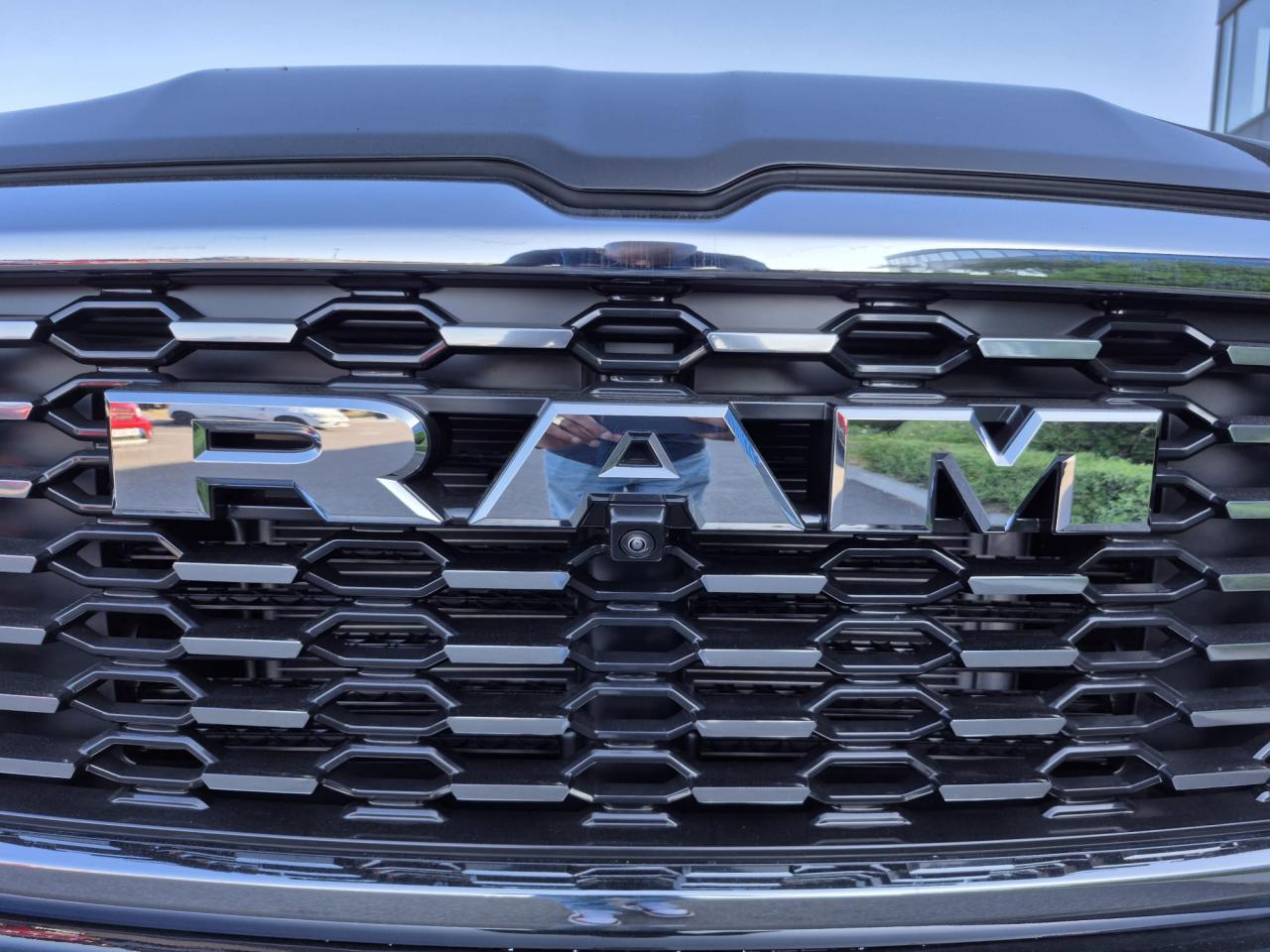 DODGE RAM 1500 CREW TUNGSTEN AIR RAMBOX HAYON MULTI