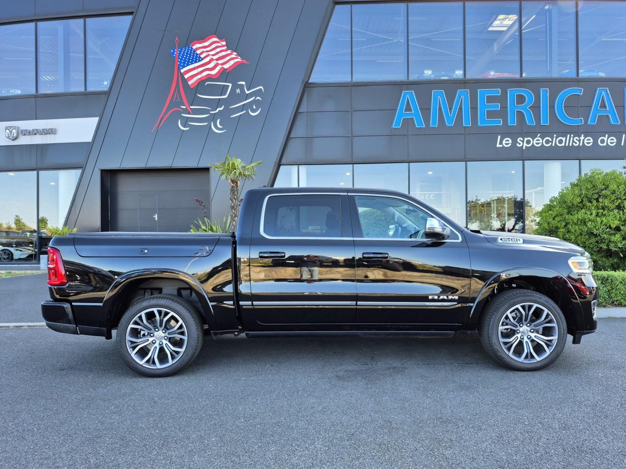 DODGE RAM 1500 CREW TUNGSTEN AIR RAMBOX HAYON MULTI