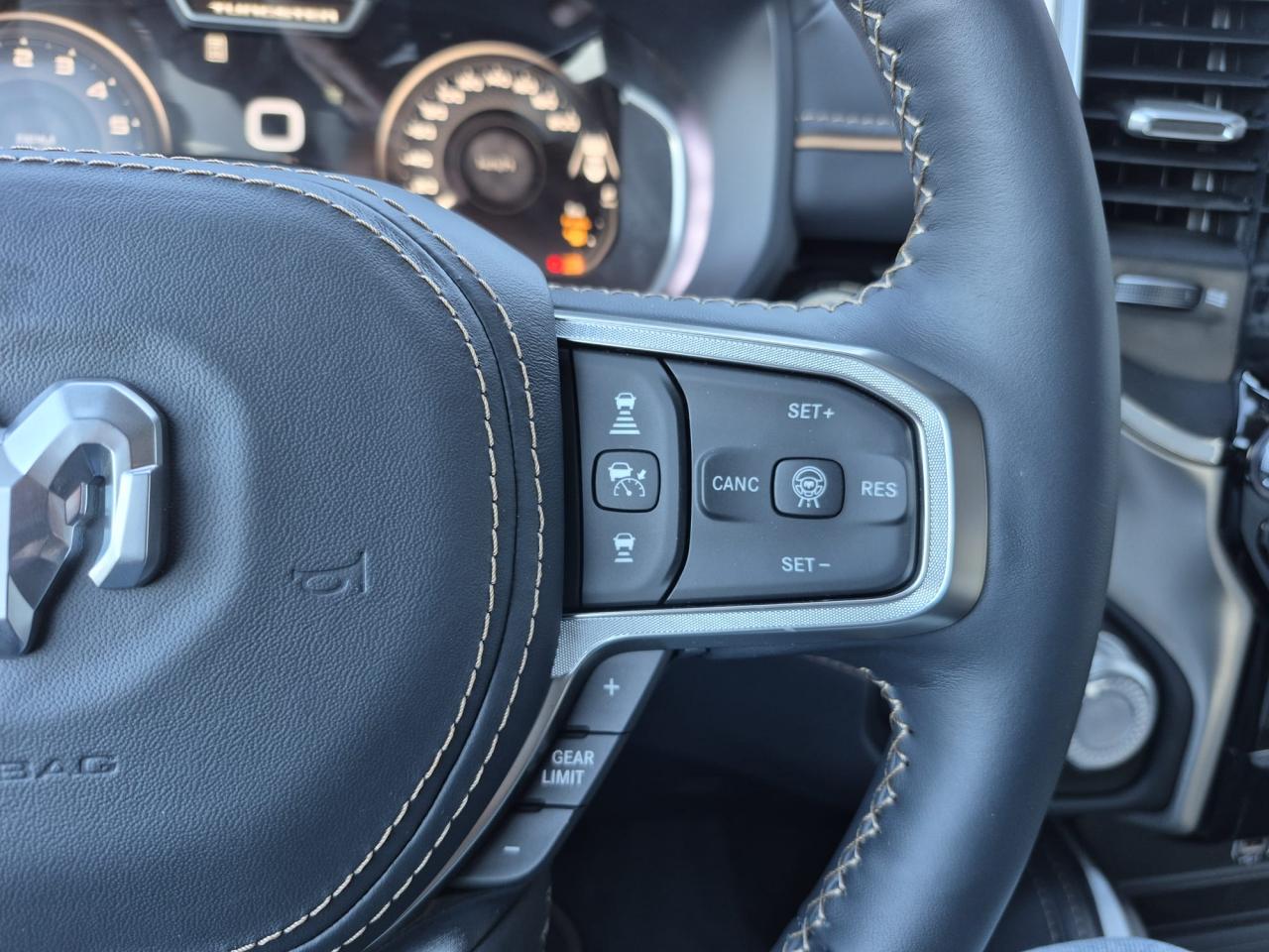 DODGE RAM 1500 CREW TUNGSTEN AIR RAMBOX HAYON MULTI