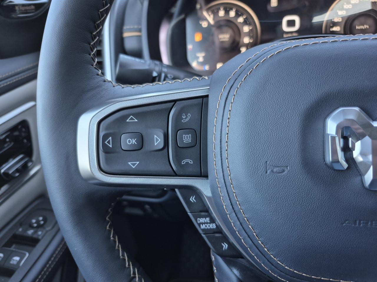 DODGE RAM 1500 CREW TUNGSTEN AIR RAMBOX HAYON MULTI