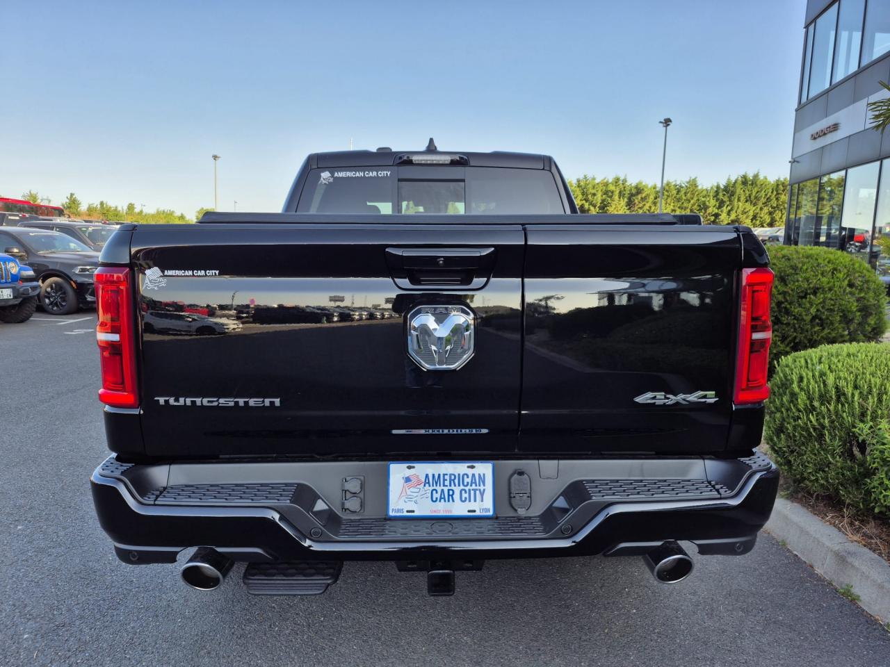 DODGE RAM 1500 CREW TUNGSTEN AIR RAMBOX HAYON MULTI