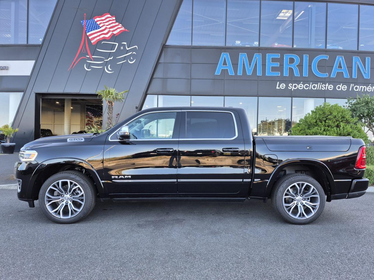 DODGE RAM 1500 CREW TUNGSTEN AIR RAMBOX HAYON MULTI