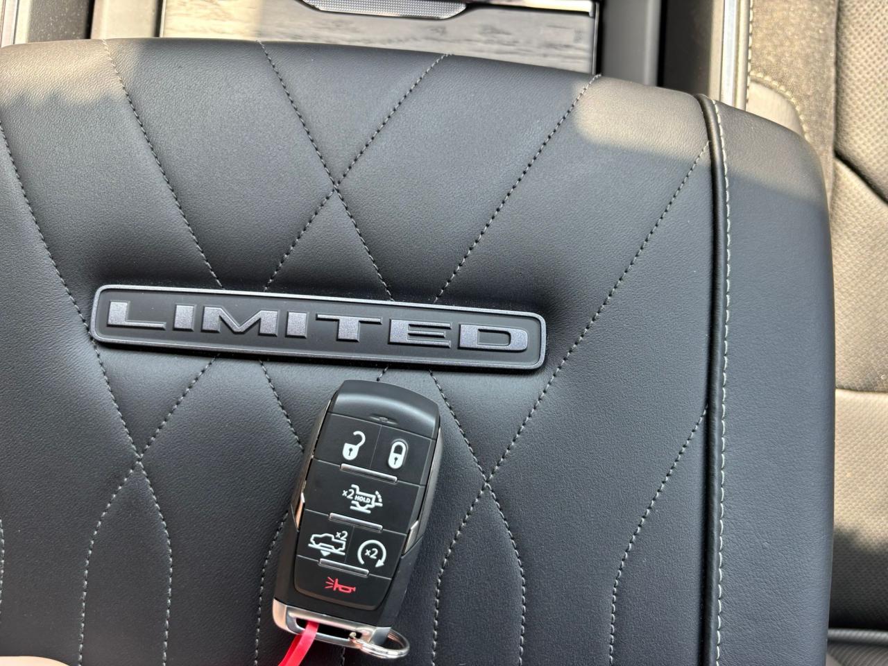 DODGE RAM 1500 CREW LIMITED NIGHT EDITION RAMBOX HAYON MULTI 2025