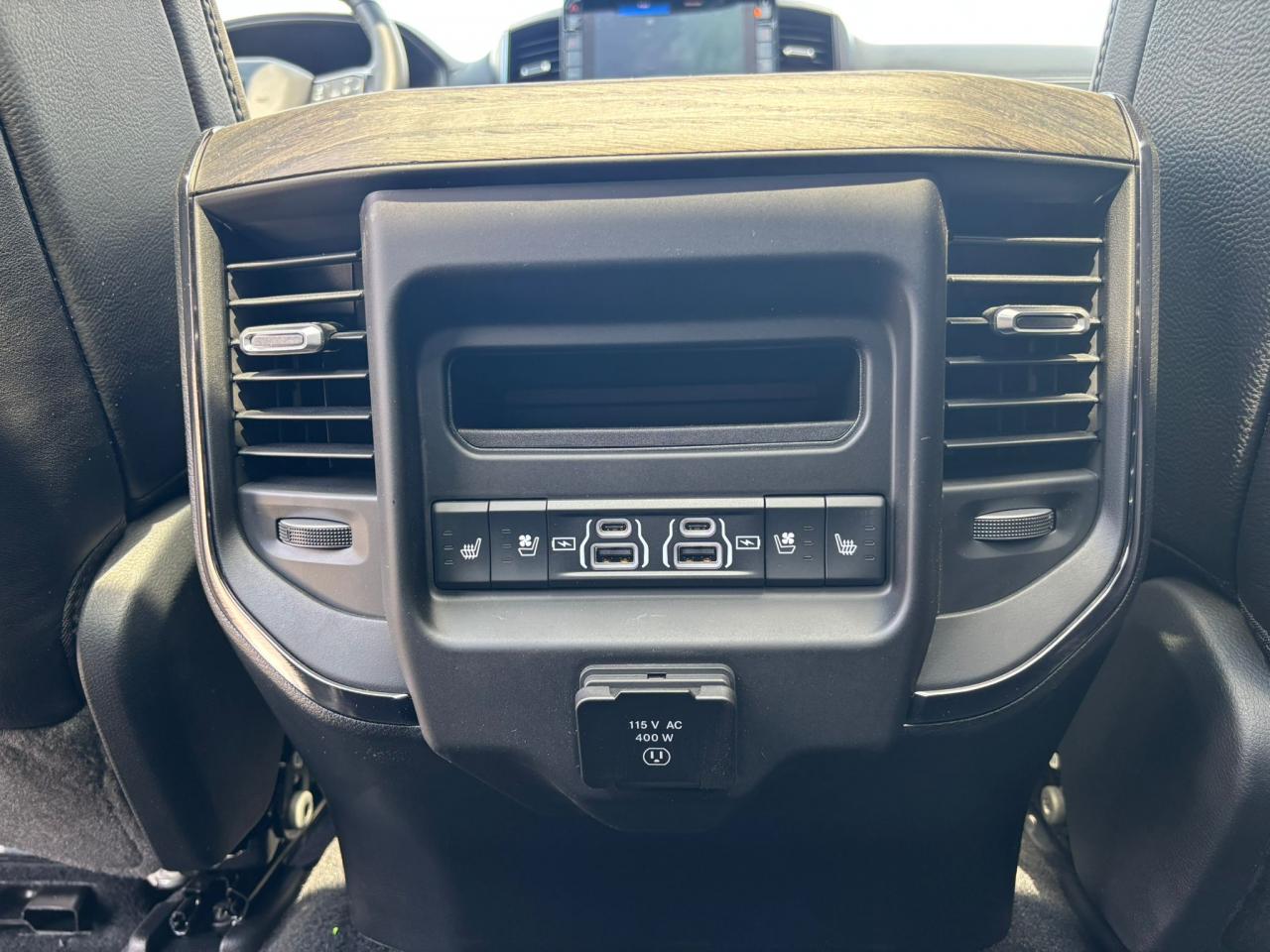 DODGE RAM 1500 CREW LIMITED NIGHT EDITION RAMBOX HAYON MULTI 2025