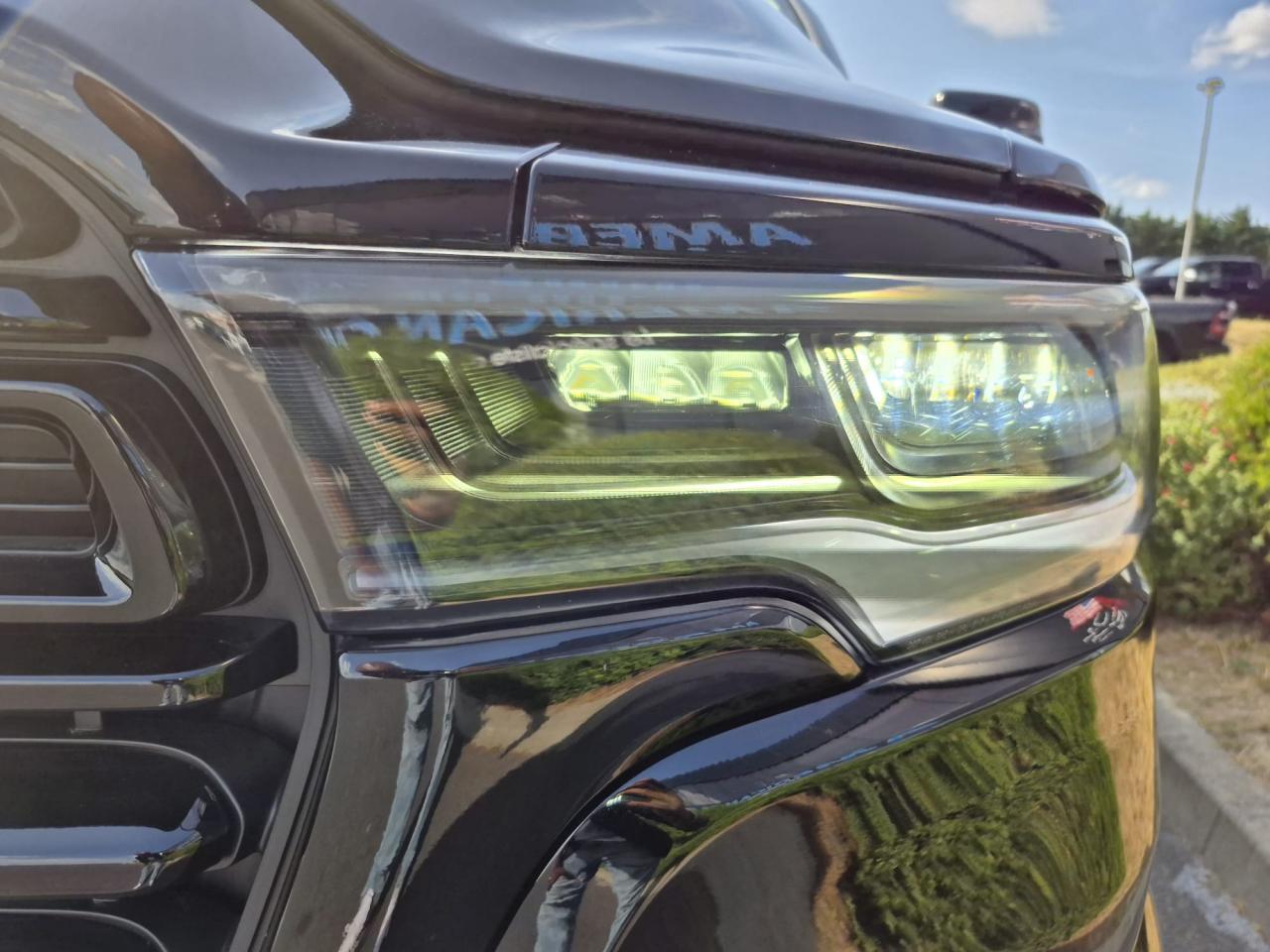 DODGE RAM 1500 CREW LIMITED NIGHT EDITION RAMBOX HAYON MULTI 2025