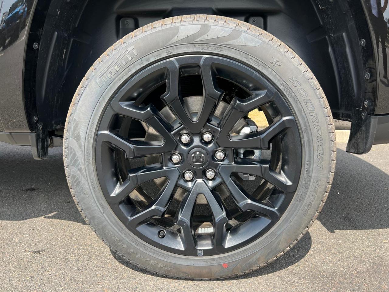 DODGE RAM 1500 CREW LIMITED NIGHT EDITION RAMBOX HAYON MULTI 2025