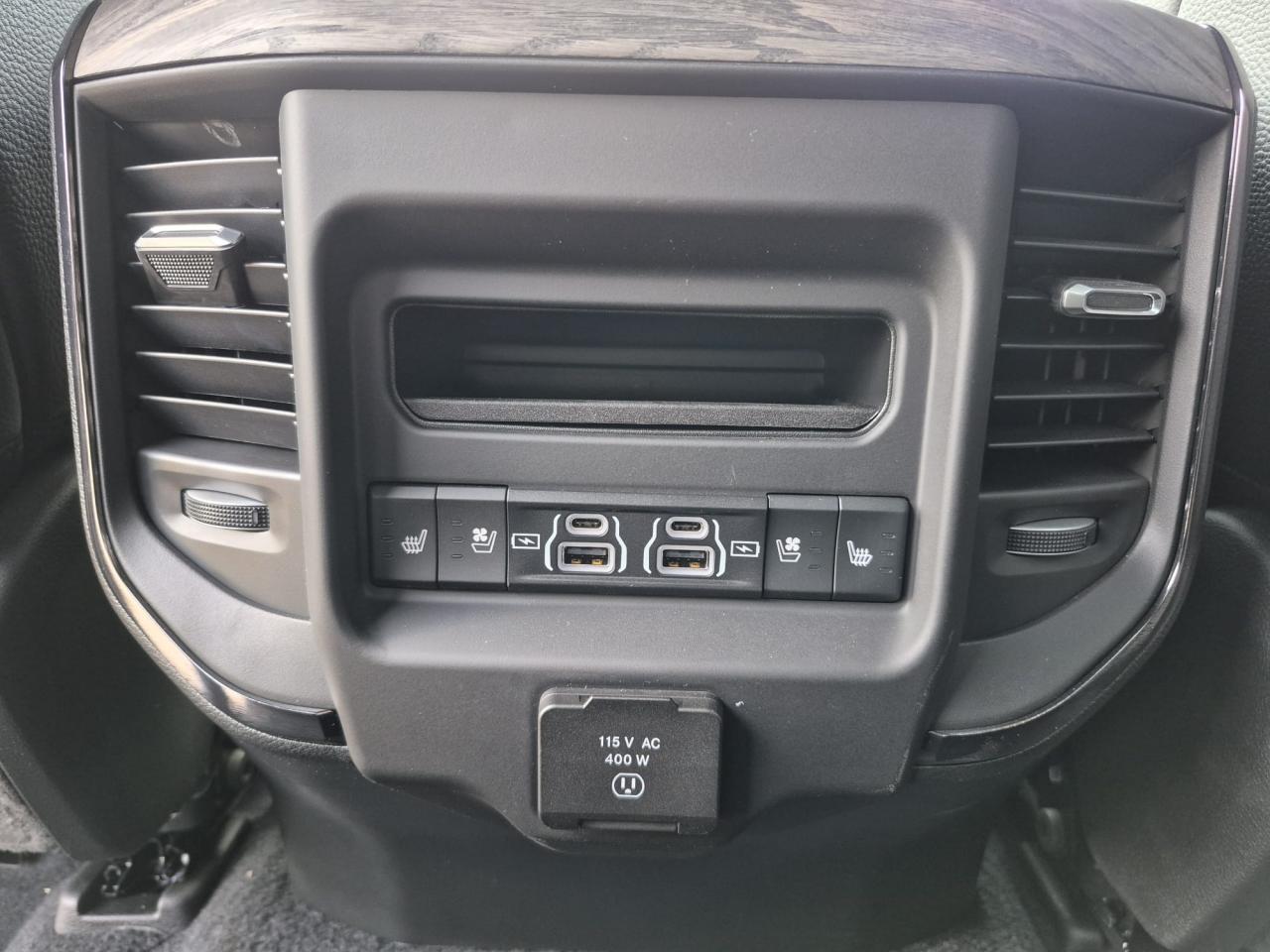 DODGE RAM 1500 CREW LIMITED NIGHT EDITION RAMBOX HAYON MULTI 2025