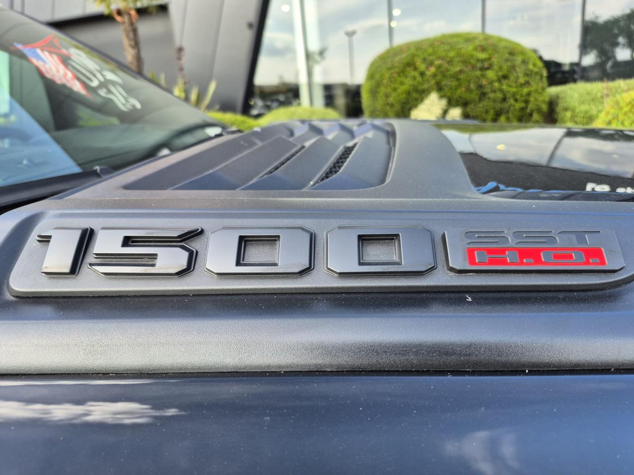 DODGE RAM 1500 CREW LIMITED NIGHT EDITION RAMBOX HAYON MULTI 2025