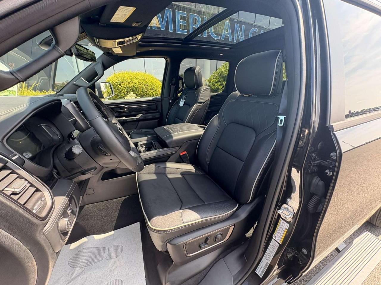 DODGE RAM 1500 CREW LIMITED NIGHT EDITION RAMBOX HAYON MULTI 2025