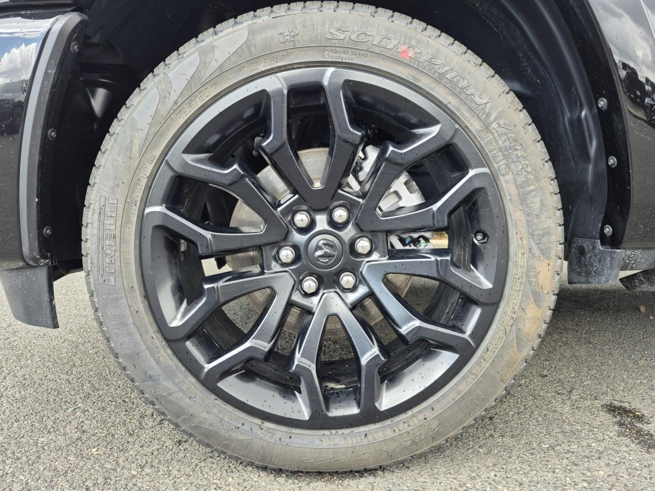 DODGE RAM 1500 CREW LIMITED NIGHT EDITION RAMBOX HAYON MULTI 2025