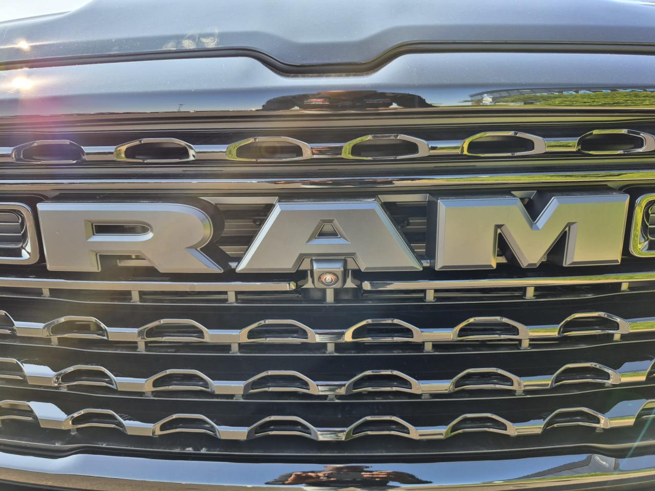 DODGE RAM 1500 CREW LIMITED NIGHT EDITION RAMBOX HAYON MULTI 2025