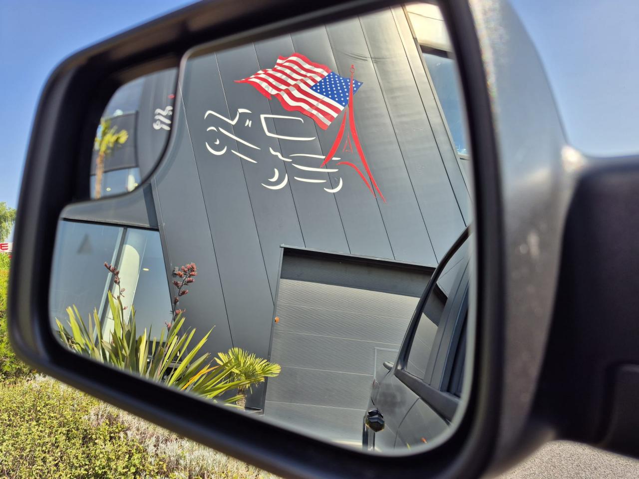 DODGE RAM 1500 CREW LIMITED NIGHT EDITION RAMBOX HAYON MULTI 2025