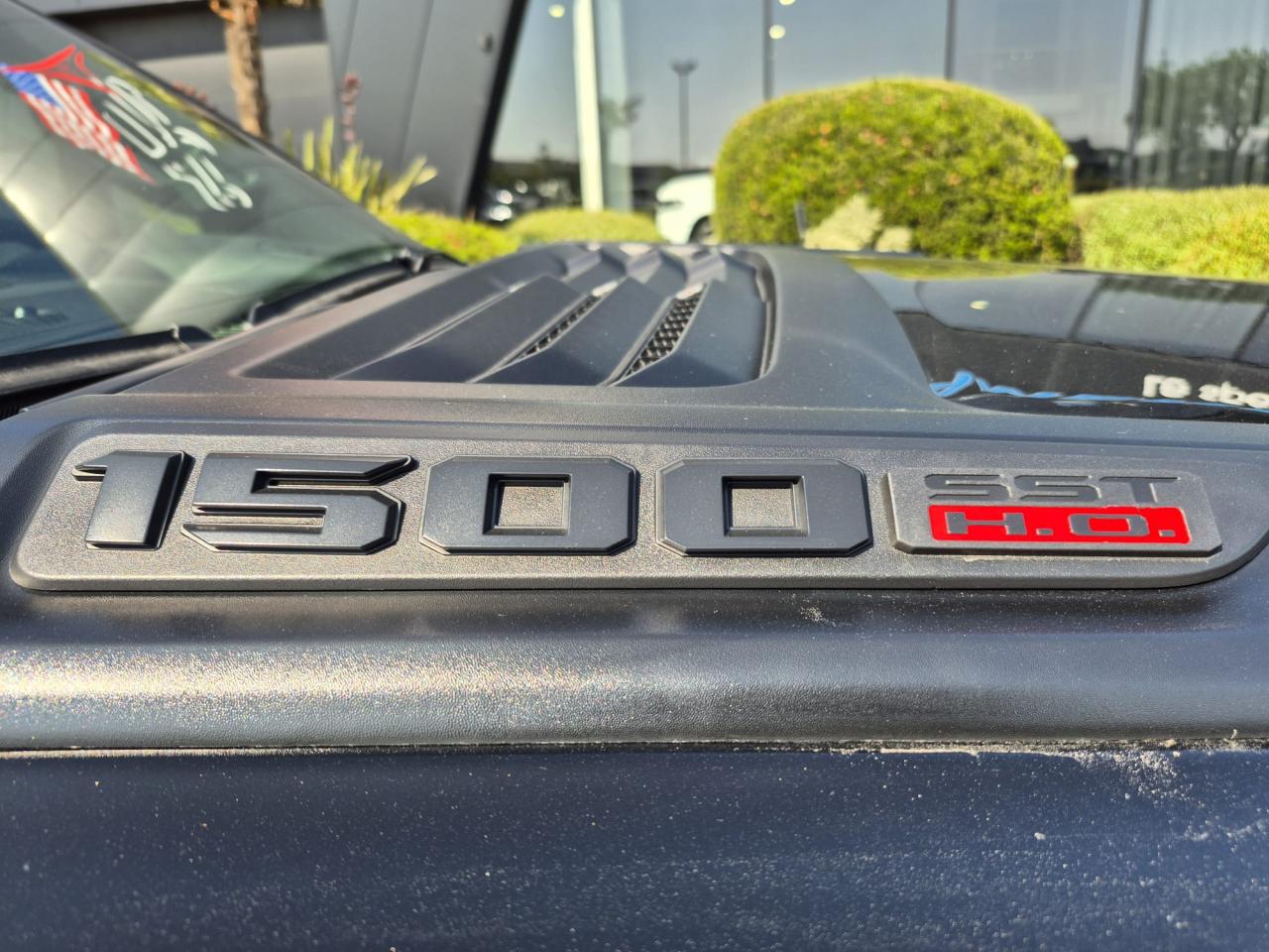 DODGE RAM 1500 CREW LIMITED NIGHT EDITION RAMBOX HAYON MULTI 2025