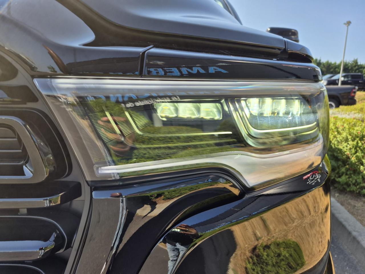 DODGE RAM 1500 CREW LIMITED NIGHT EDITION RAMBOX HAYON MULTI 2025