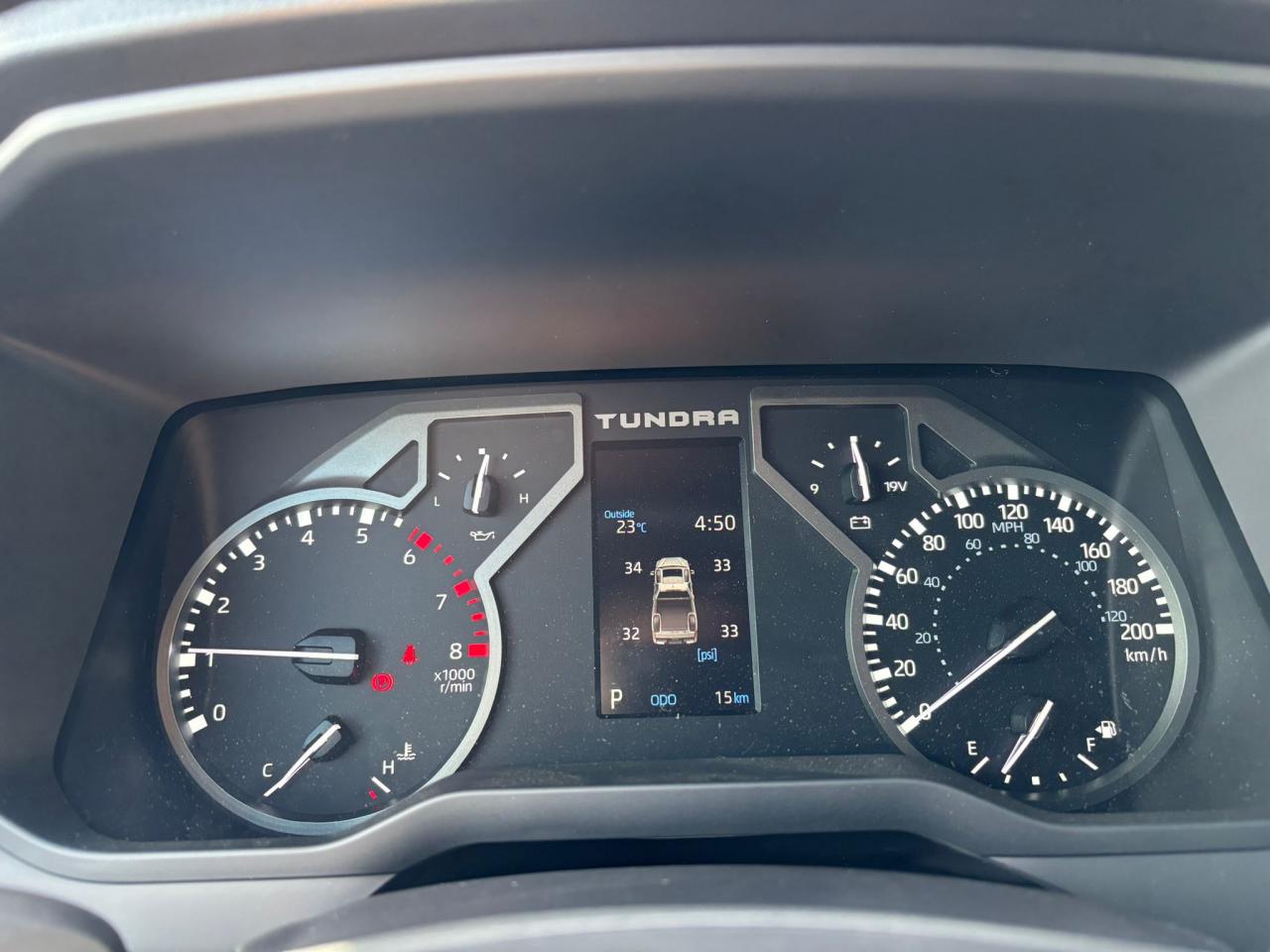 TOYOTA TUNDRA Crewmax SR