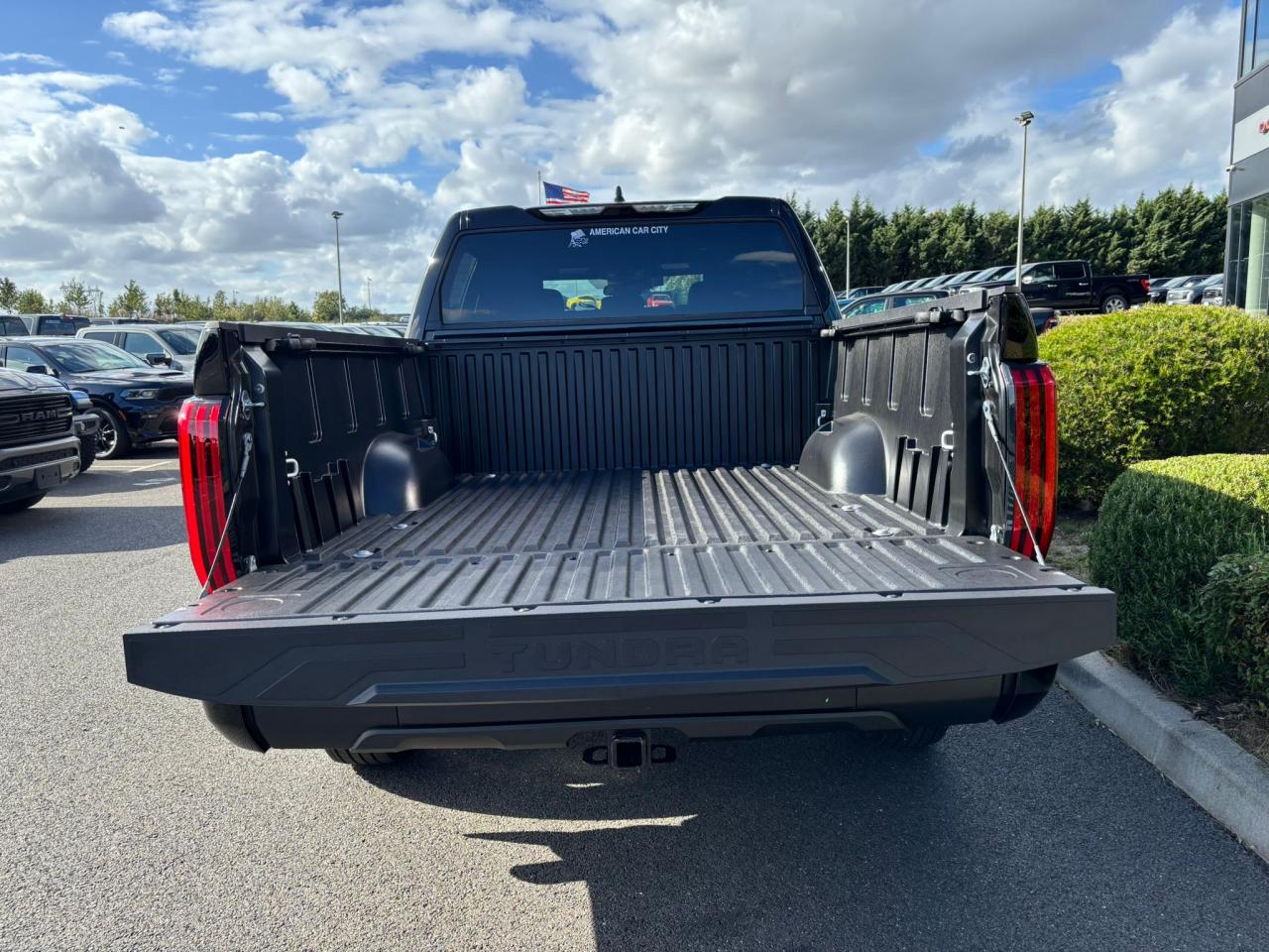 TOYOTA TUNDRA Crewmax SR