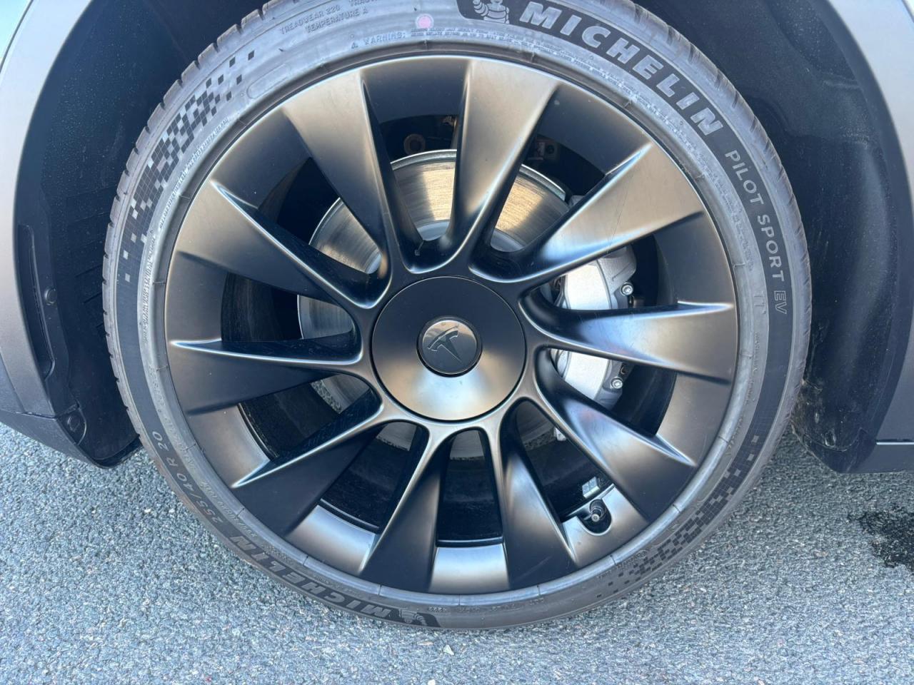 TESLA MODEL Y Long Range AWD