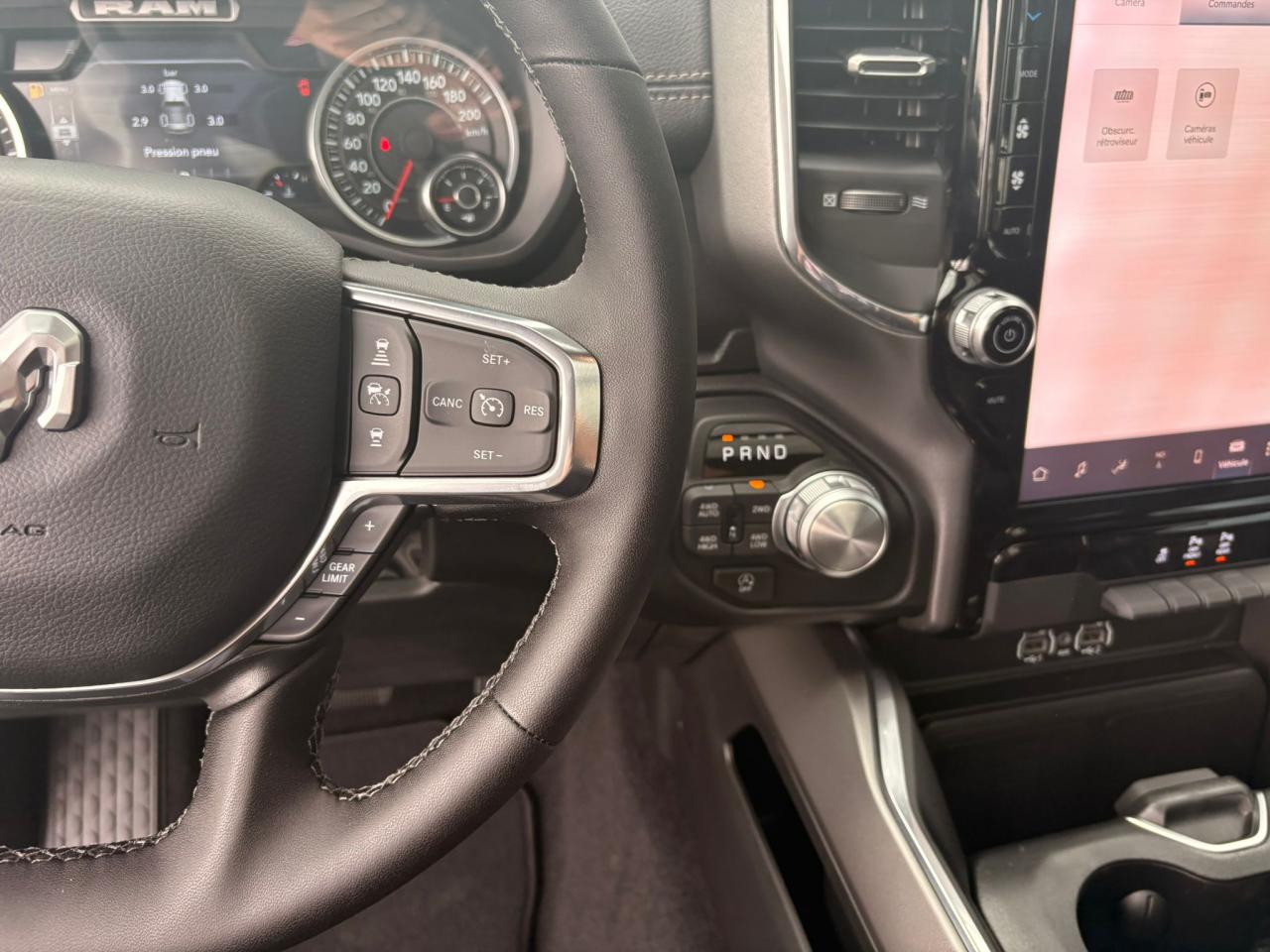 DODGE RAM 1500 CREW LARAMIE SPORT 4x4 2025