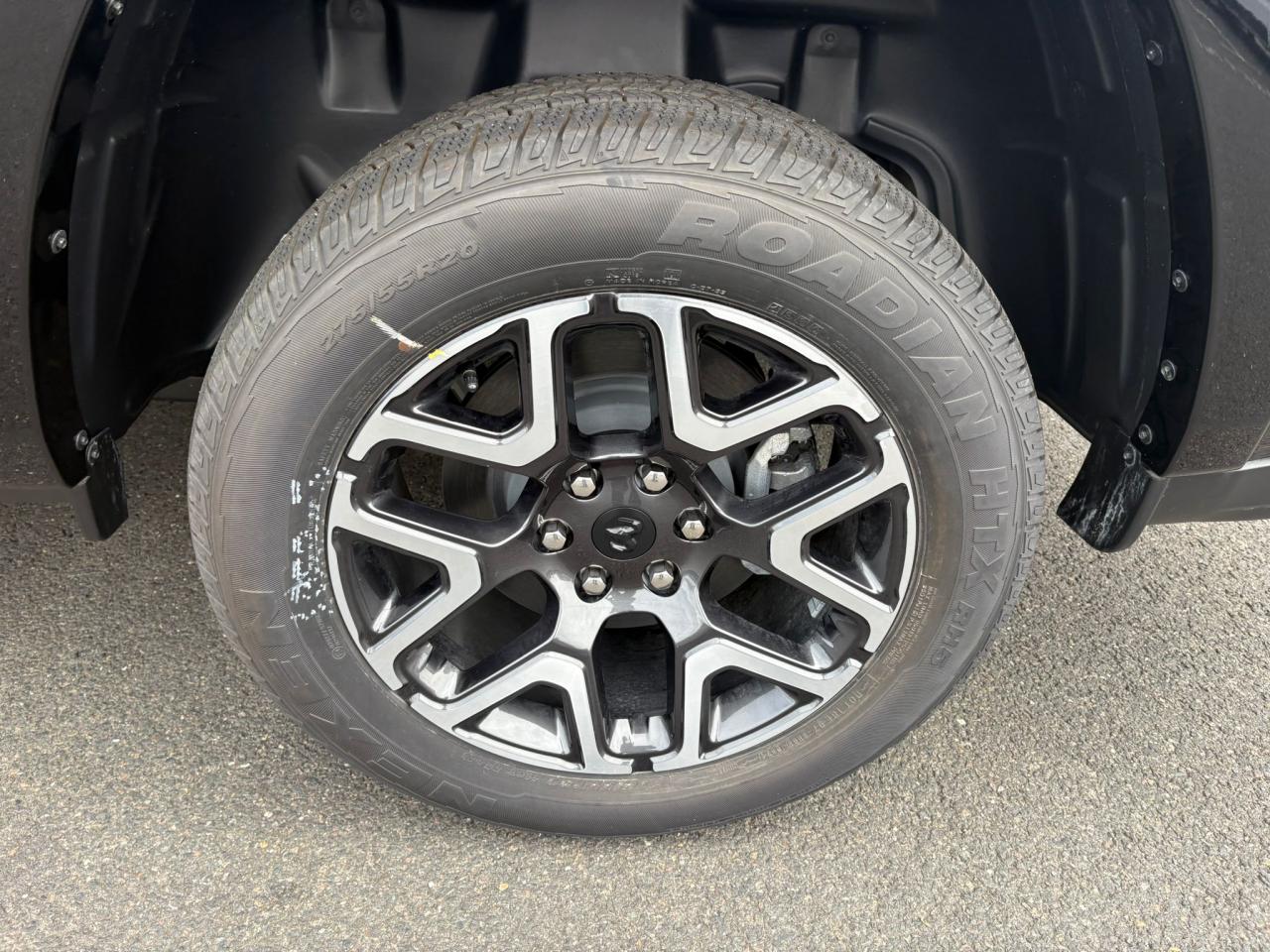 DODGE RAM 1500 CREW LARAMIE SPORT 4x4 2025