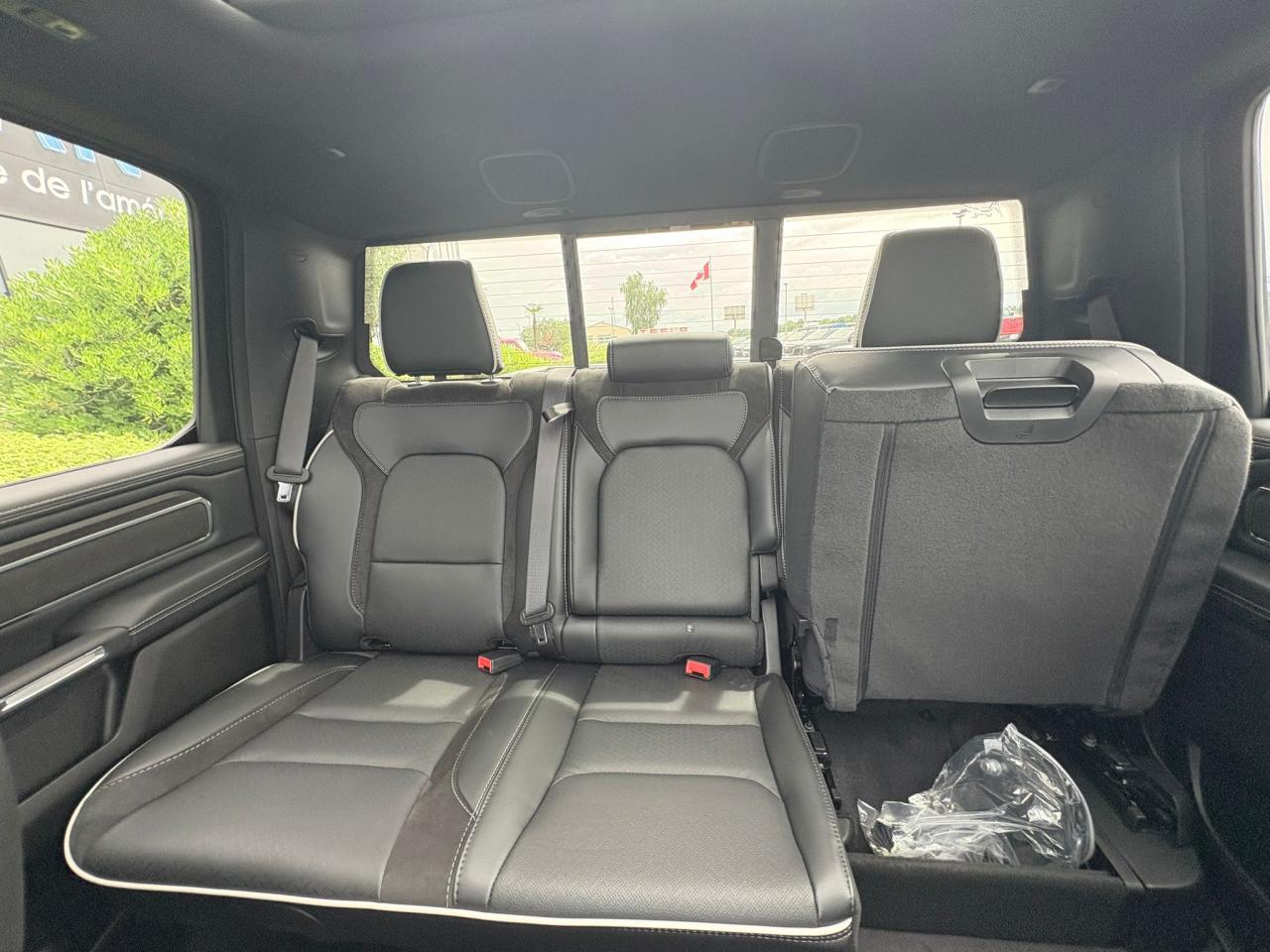 DODGE RAM 1500 CREW LARAMIE SPORT 4x4 2025