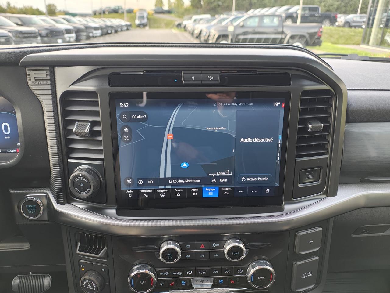FORD F150 Supercrew LARIAT Black Package V8 5.0L