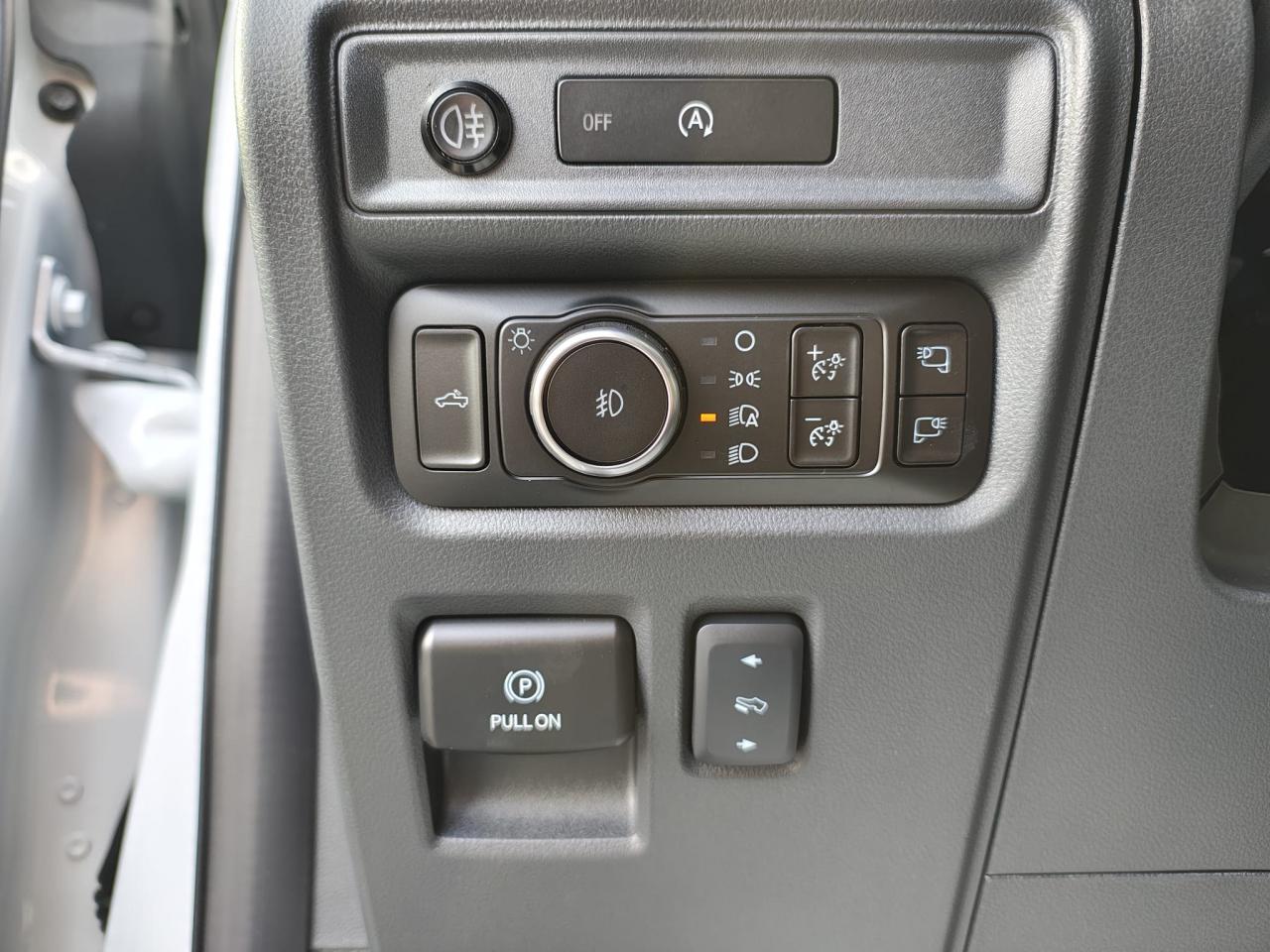 FORD F150 Supercrew LARIAT Black Package V8 5.0L