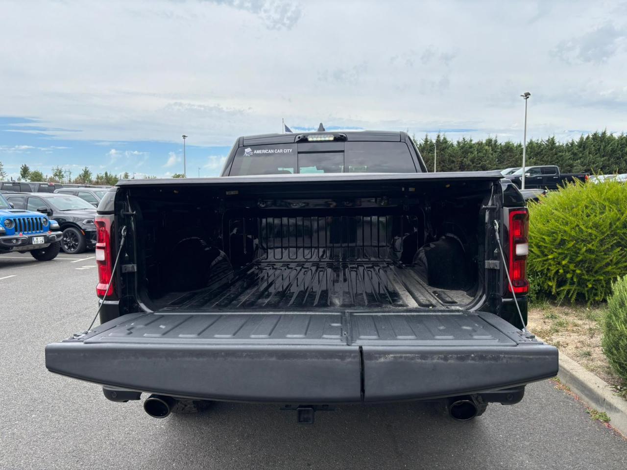 DODGE RAM 1500 CREW CAB REBEL AIR HAYON MULTI 2025
