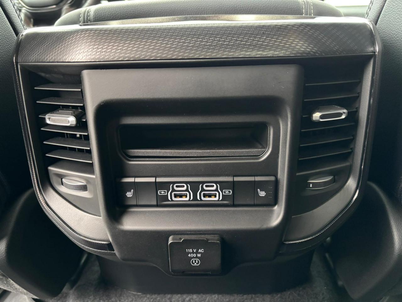 DODGE RAM 1500 CREW CAB REBEL AIR HAYON MULTI 2025