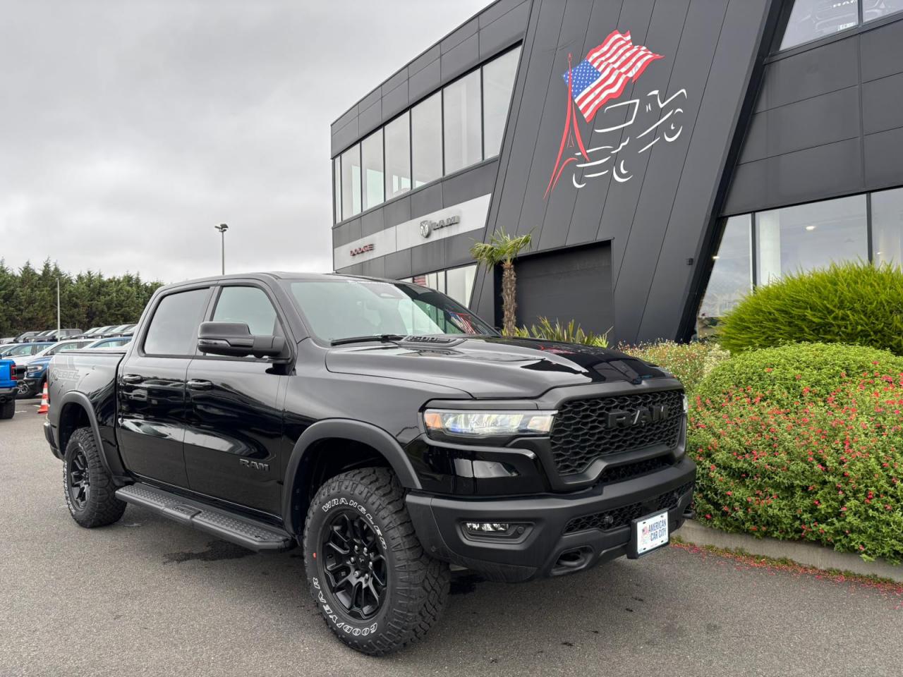 DODGE RAM 1500 CREW CAB REBEL AIR HAYON MULTI 2025