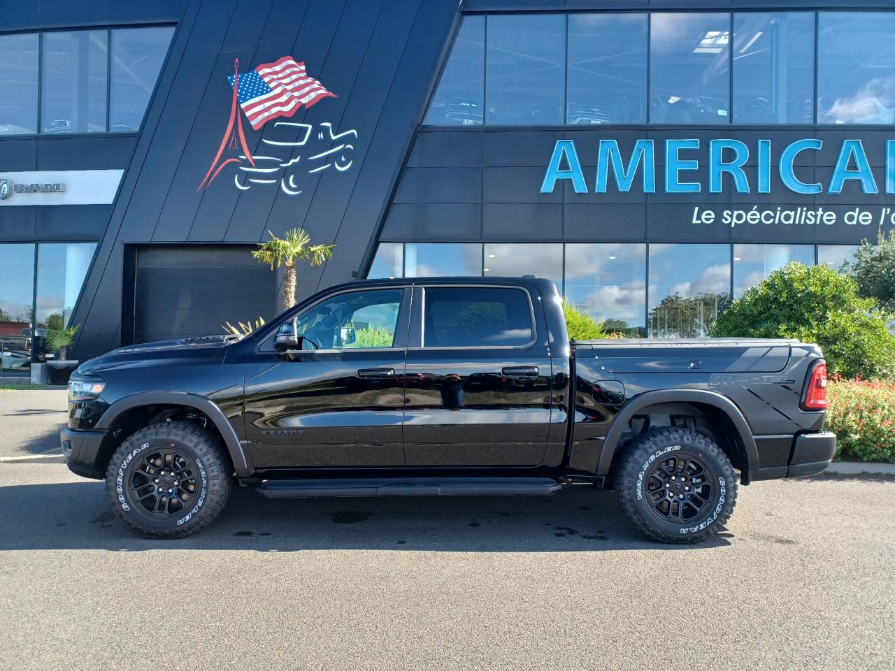 DODGE RAM 1500 CREW CAB REBEL AIR RAMBOX HAYON MULTI 2025