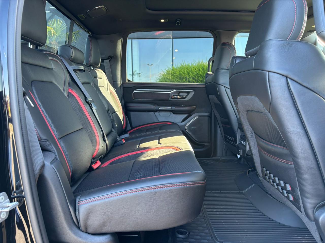 DODGE RAM 1500 CREW RHO