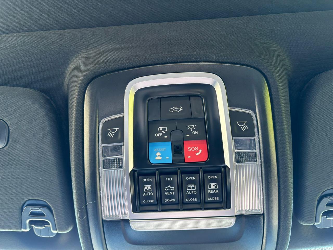 DODGE RAM 1500 CREW RHO