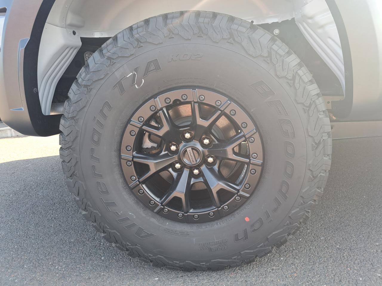FORD F150 RAPTOR 37 PACKAGE