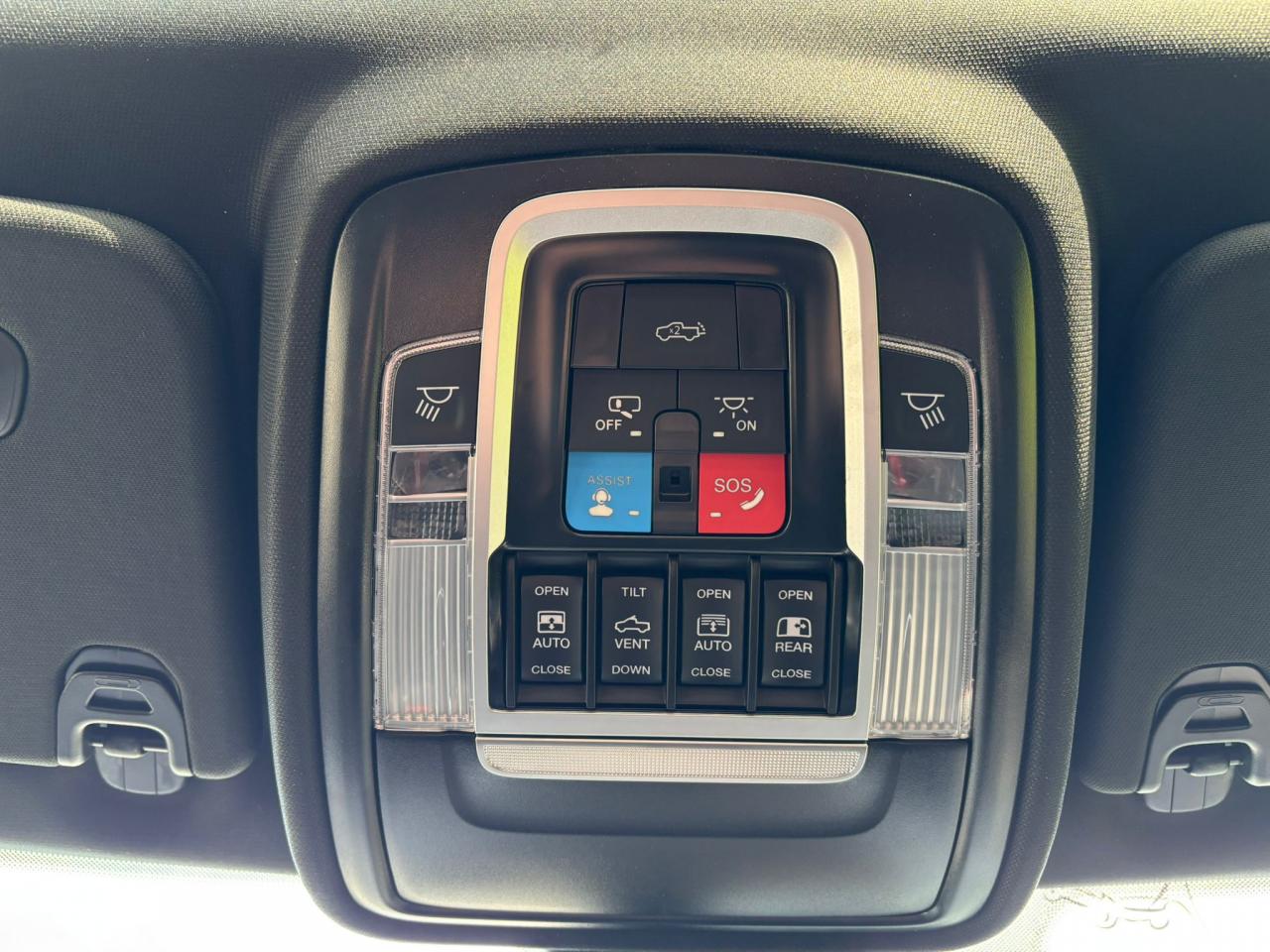 DODGE RAM 1500 CREW RHO